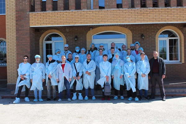 Екскурсія агроінженерів на молочно-товарний комплекс «Петриківське молоко»